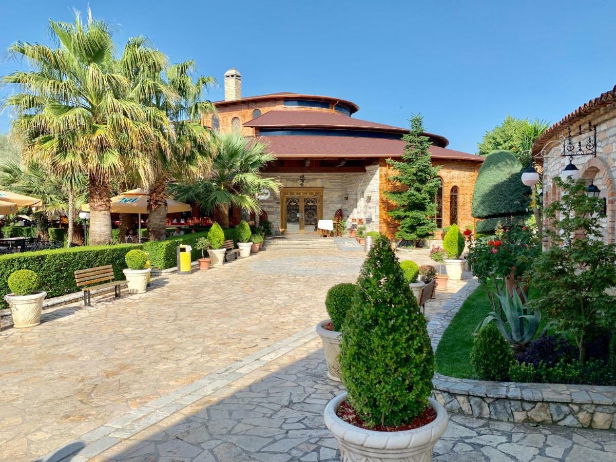 Palmanova Resort Tirana Exterior foto